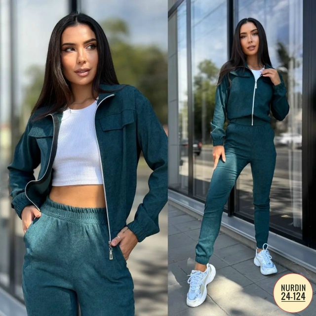 Спортивный костюм 23096788