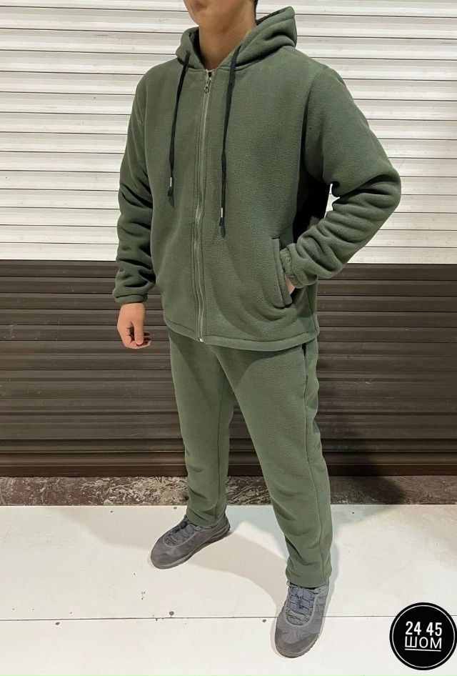 Спортивный костюм 23097582