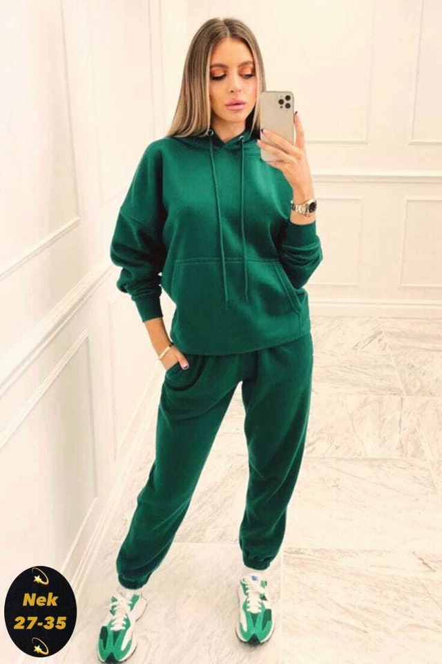 Спортивный костюм 23098764