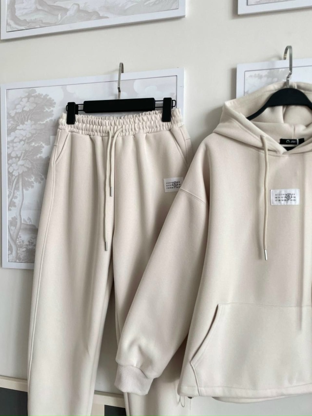 Спортивный костюм 23099800