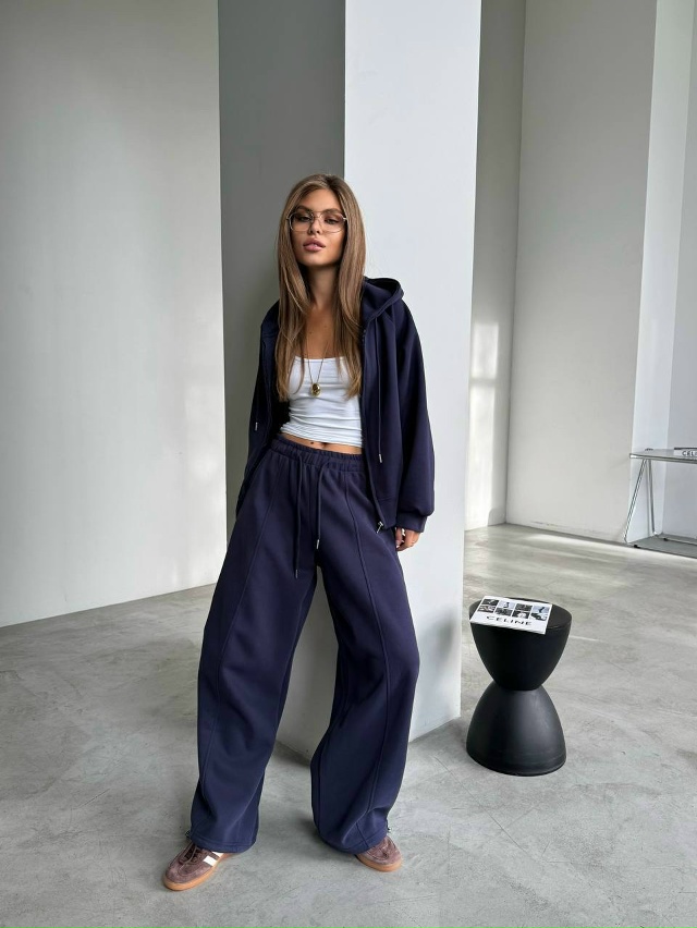 Спортивный костюм 23099767