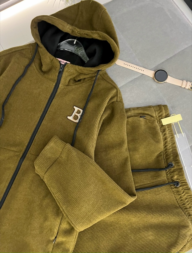 Костюм 23100701