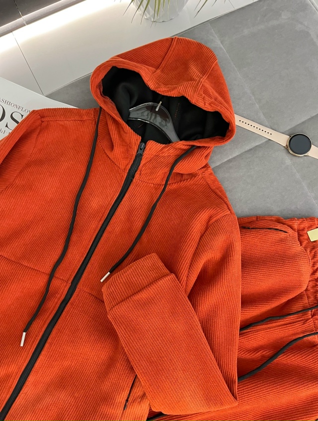 Костюм 23100599