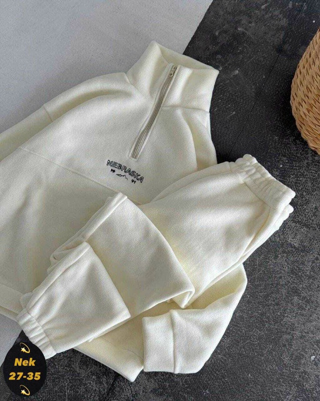 Спортивный костюм 23101818