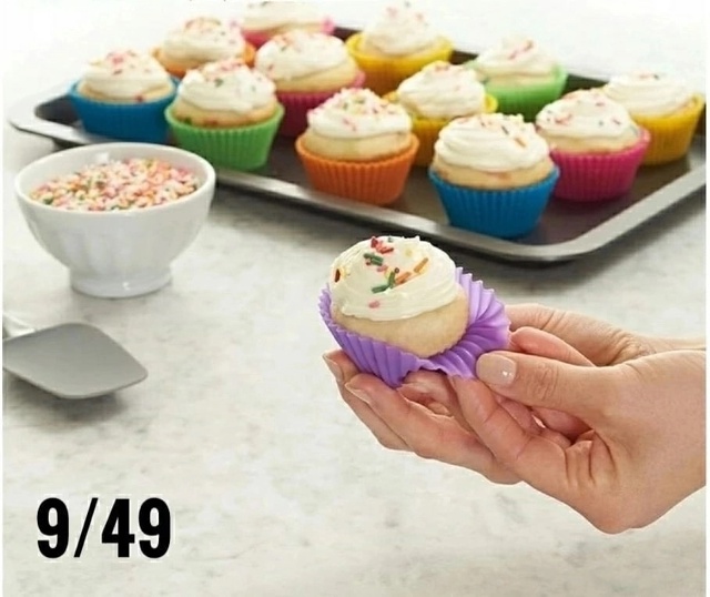 Набор ярких силиконовых формочек для кексов 23103449