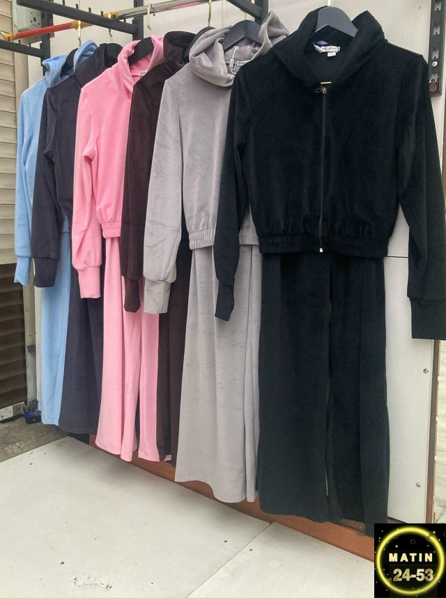 Костюм 23104836