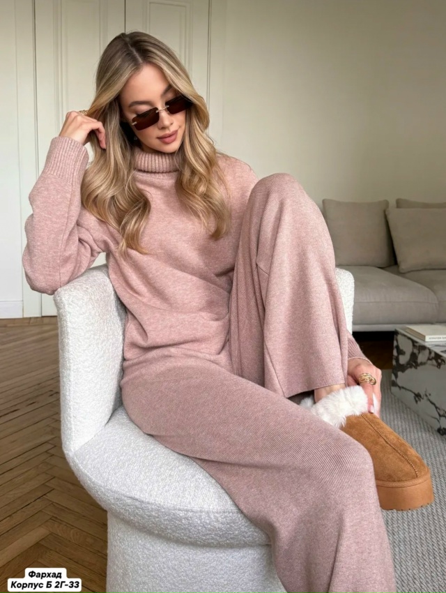 Костюм 23105386