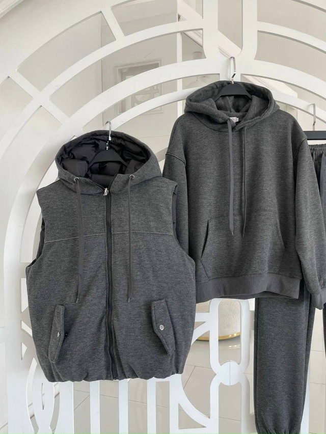 Спортивный костюм 23105452