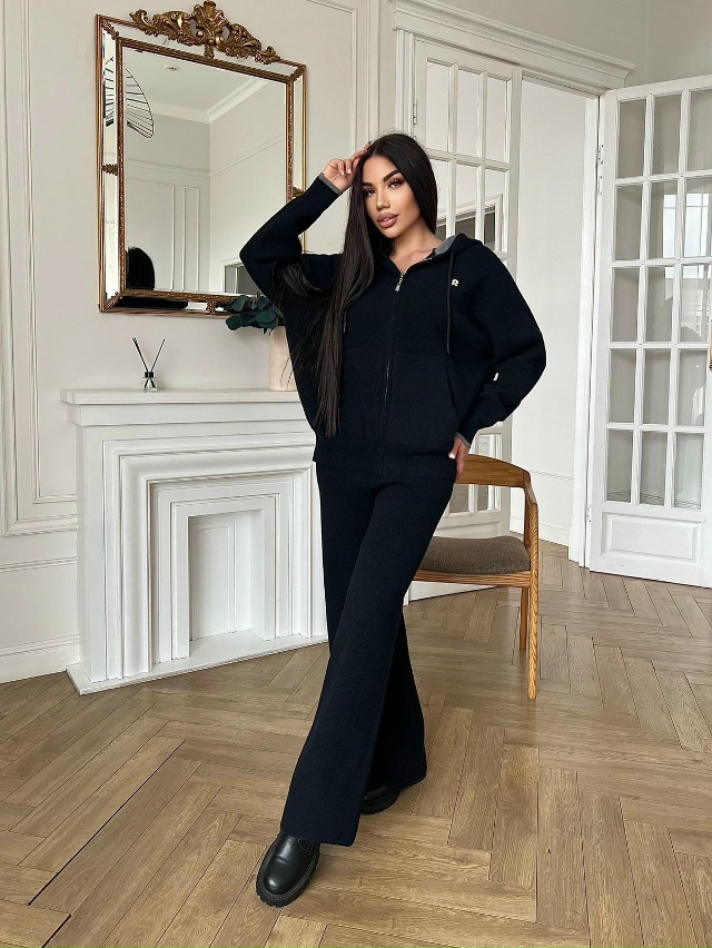 Спортивный костюм 23105407