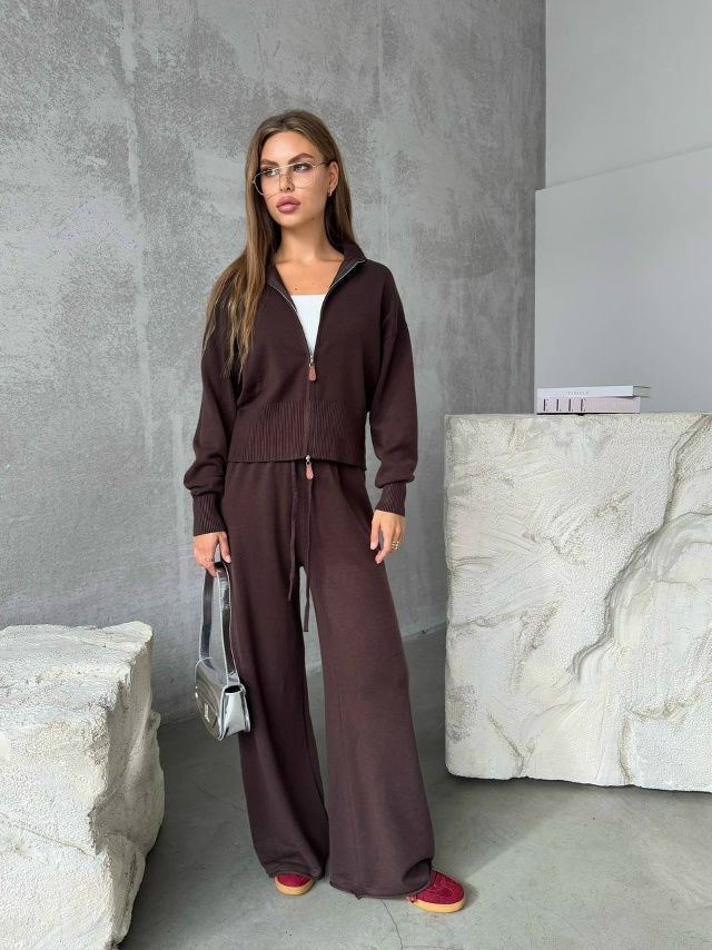 Костюм 23107074