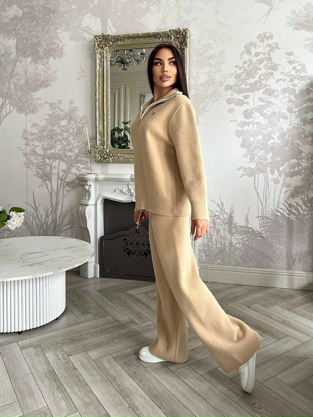 Костюм 23108235