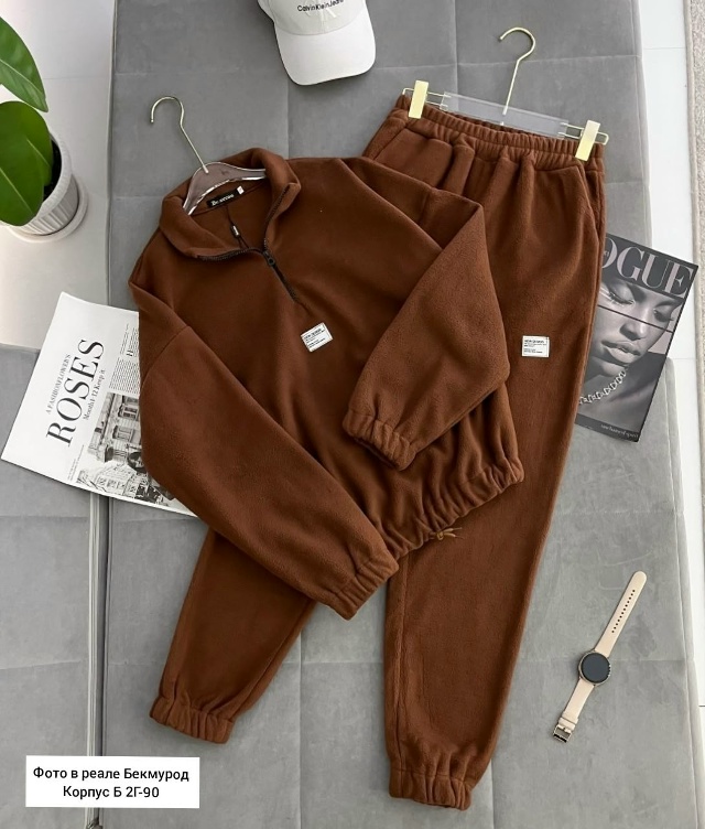 Спортивный костюм 23108503