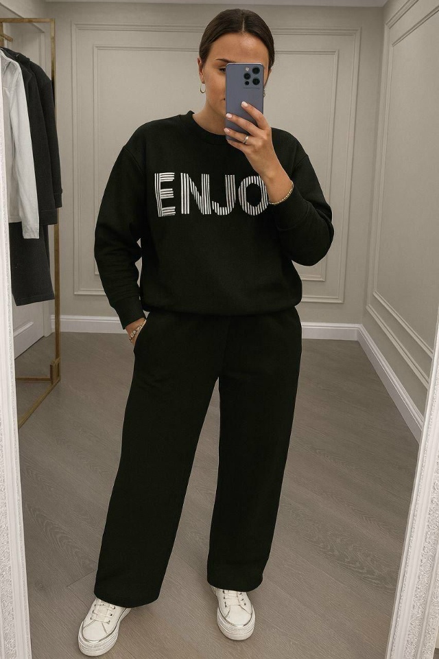 Спортивный костюм 23109692