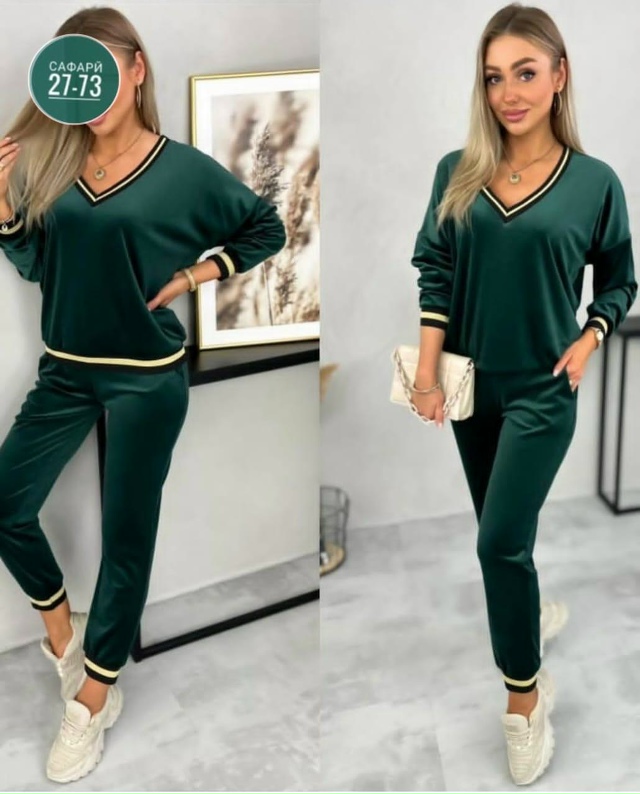 Спортивный костюм 23108966