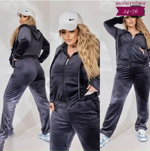 Спортивный костюм 23110486