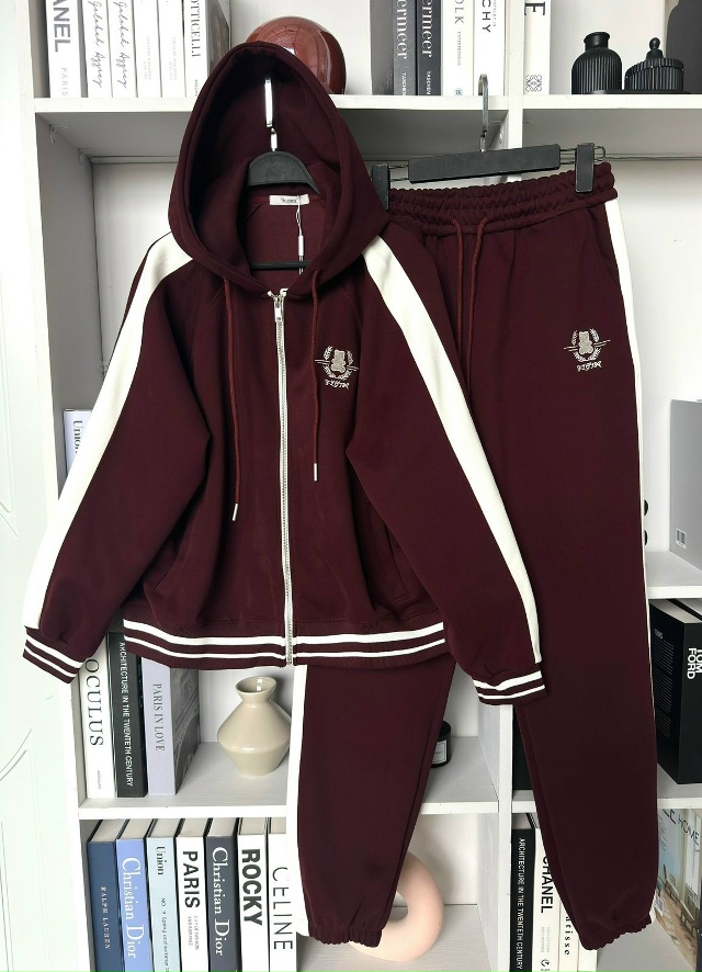 Спортивный костюм 23110613