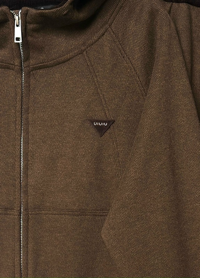 Спортивный костюм 23110616