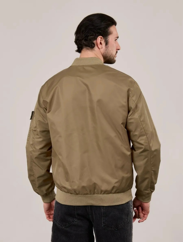 Ветровка 23112721