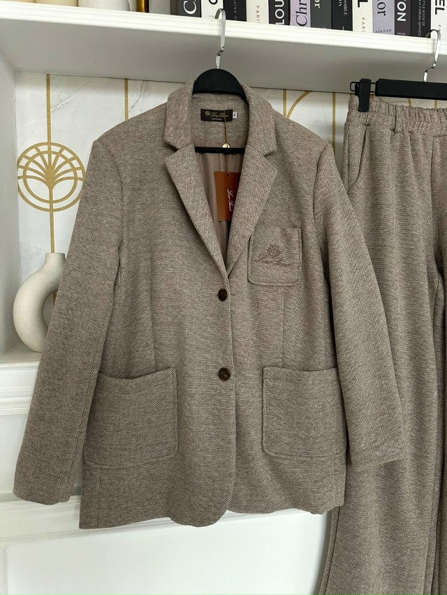 Костюм 23112387