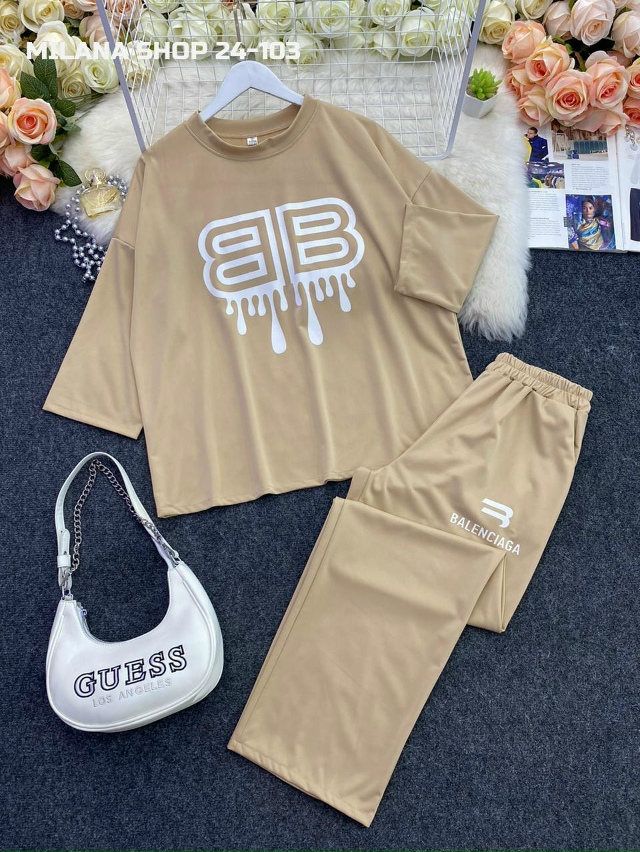 Спортивный костюм 23113810