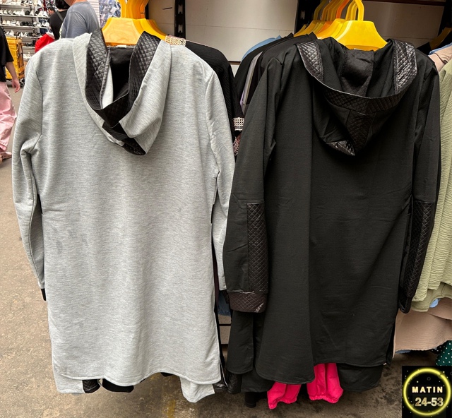 Спортивный костюм 23115765