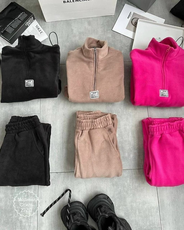 Спортивный костюм 23114812