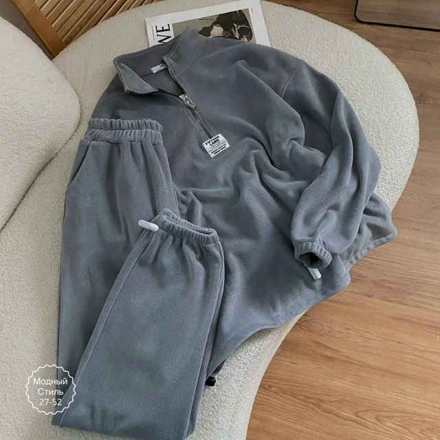 Спортивный костюм 23114812