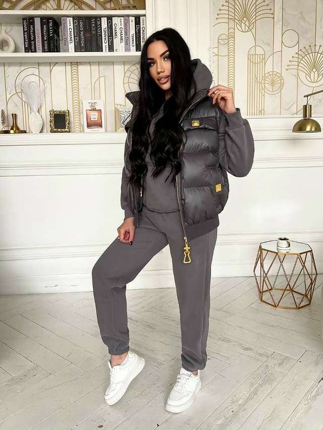 Спортивный костюм 23116341