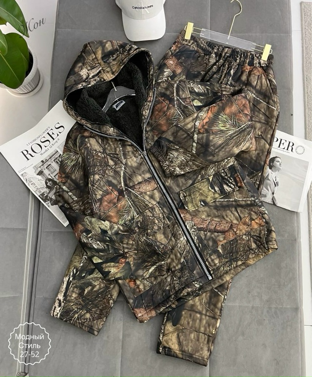 Спортивный костюм 23117623