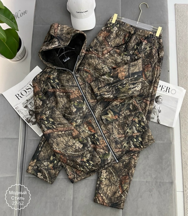 Спортивный костюм 23117623