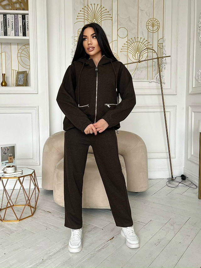 Спортивный костюм 23118852