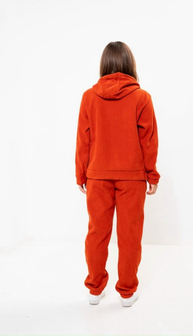 Спортивный костюм 23118416