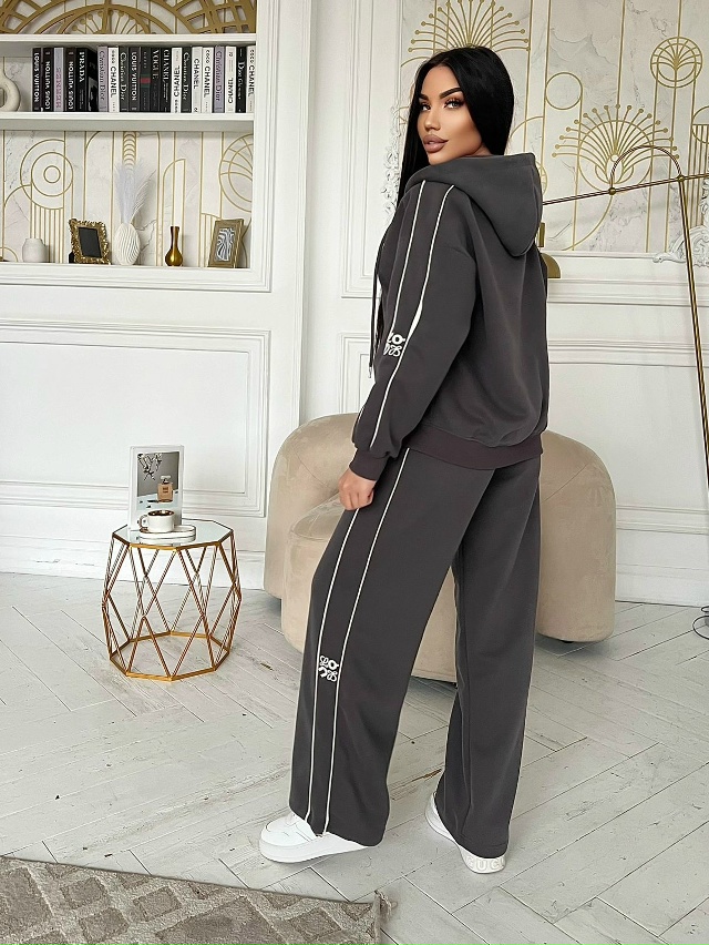 Спортивный костюм 23118784