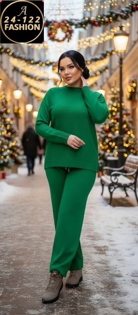 Спортивный костюм 23118458