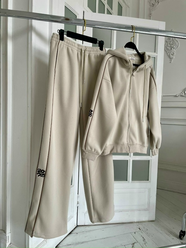 Спортивный костюм 23118783