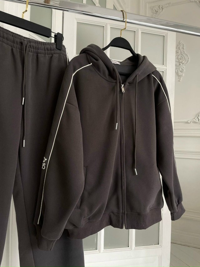 Спортивный костюм 23118784