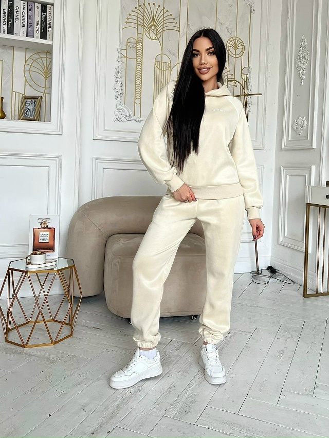 Спортивный костюм 23118786