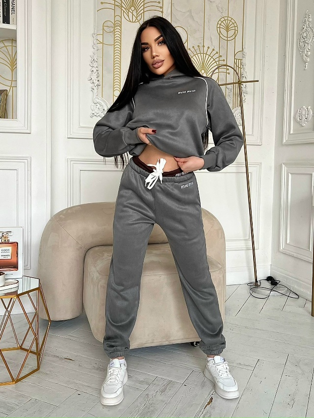 Спортивный костюм 23118787