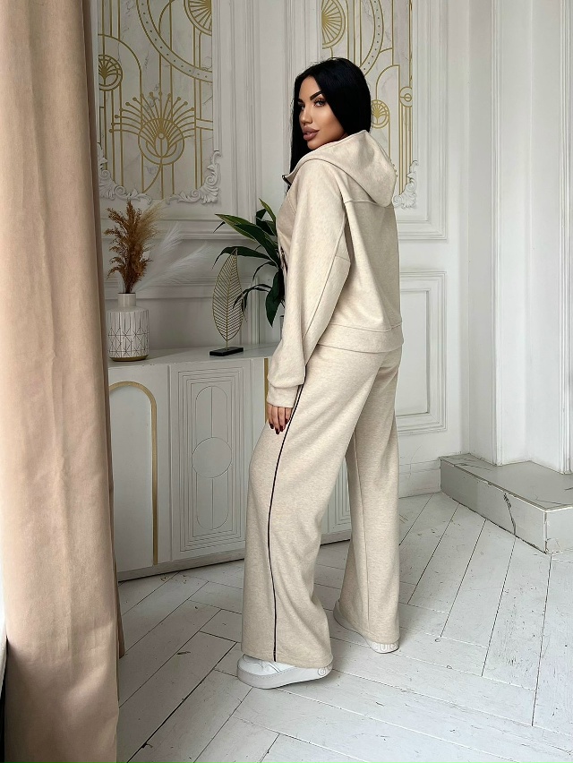 Спортивный костюм 23118851