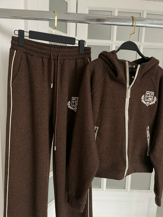 Спортивный костюм 23118848