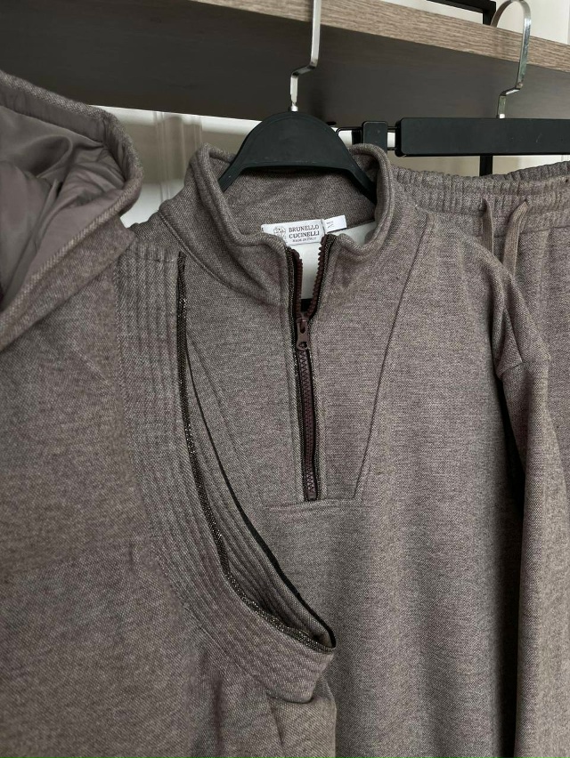 Спортивный костюм 23119820