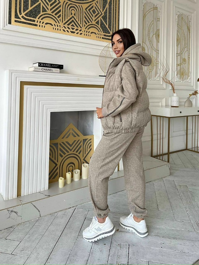 Спортивный костюм 23119819