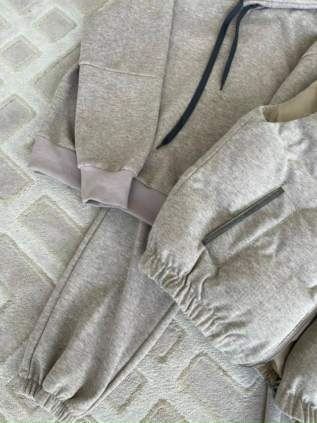 Спортивный костюм 23119819