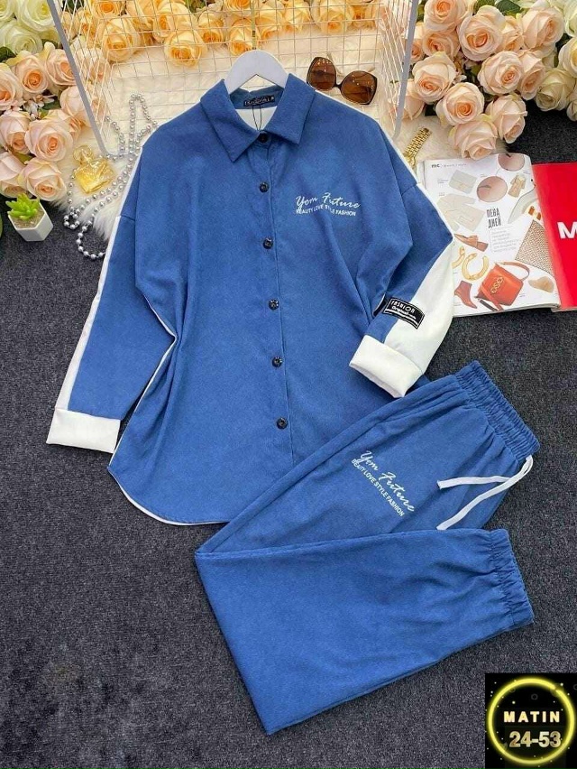 Спортивный костюм 23120365