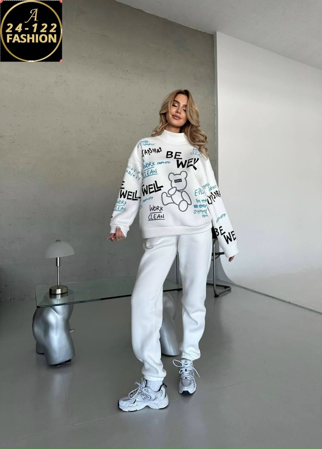 Спортивный костюм 23121287