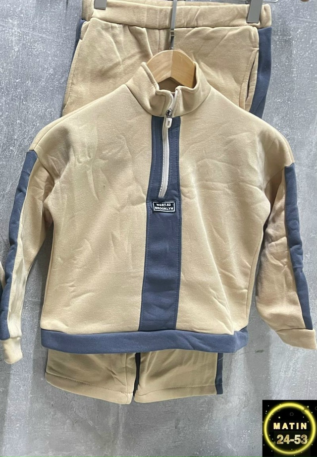 Спортивный костюм 23120488