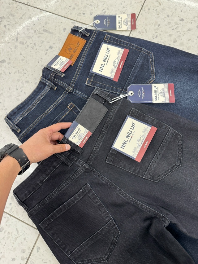 Джинсы 23121911