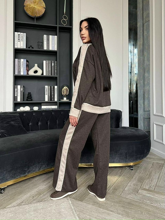 Спортивный костюм 23122691