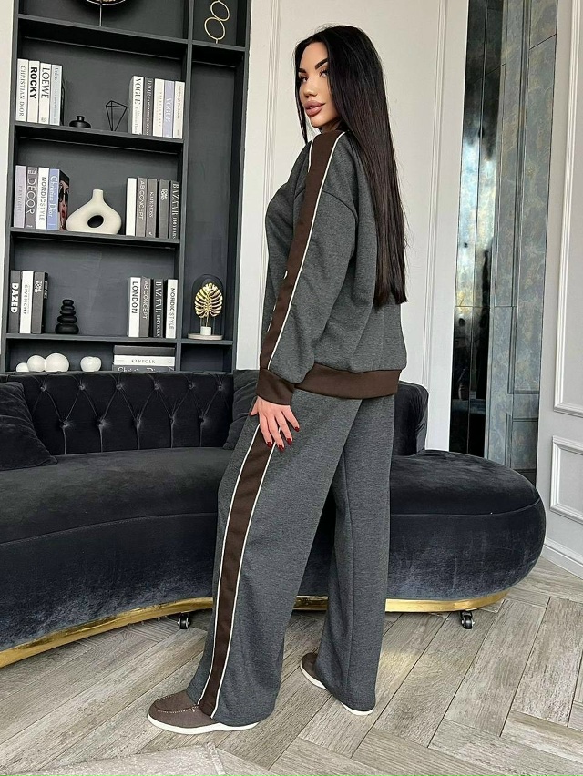 Спортивный костюм 23122690