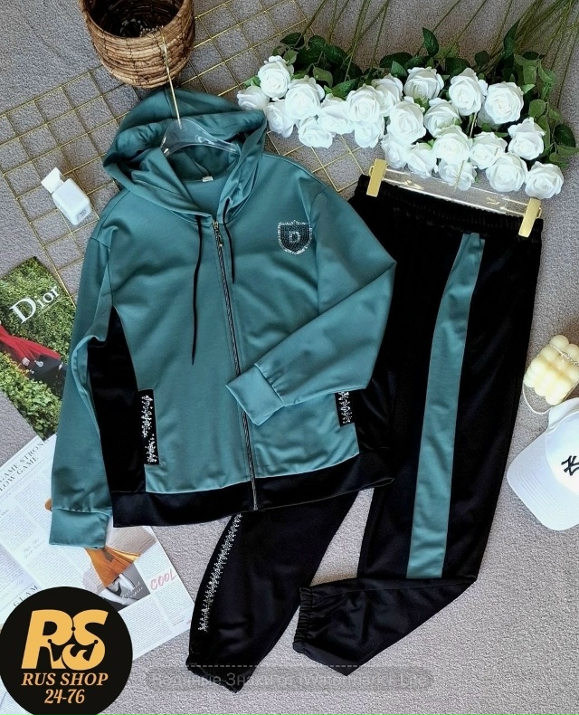 Спортивный костюм 23122646